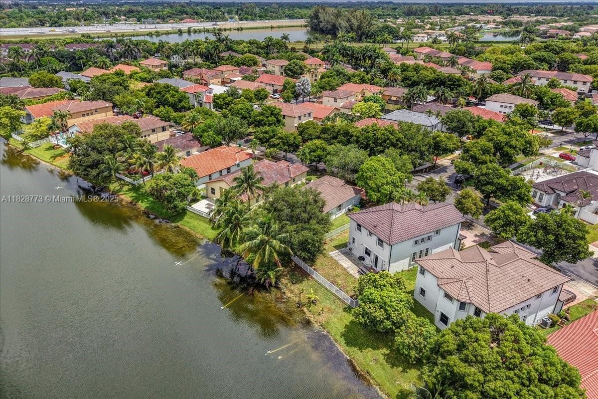 5046 Southwest 137th Terrace Miramar, FL 33027 - Photo 44 of 58