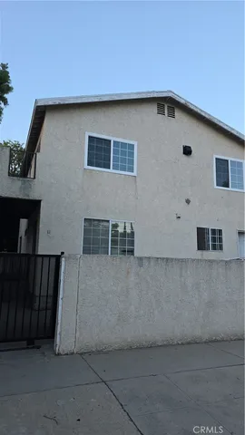 a view of a house with a outdoor space