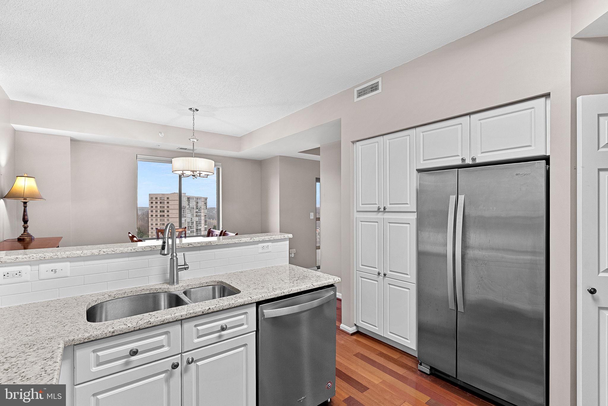 19375 Cypress Ridge Terrace, Unit 907 Leesburg, VA 20176 - Photo 13 of 58