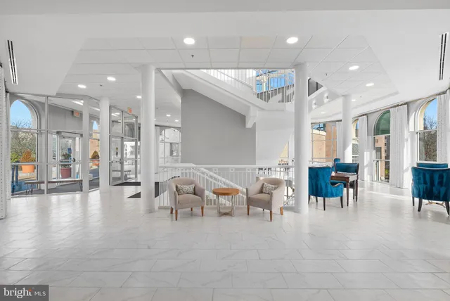 $2,800 | 19375 Cypress Ridge Terrace, Unit 907, Leesburg, VA 20176