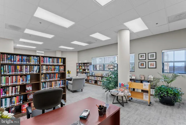 $2,800 | 19375 Cypress Ridge Terrace, Unit 907, Leesburg, VA 20176