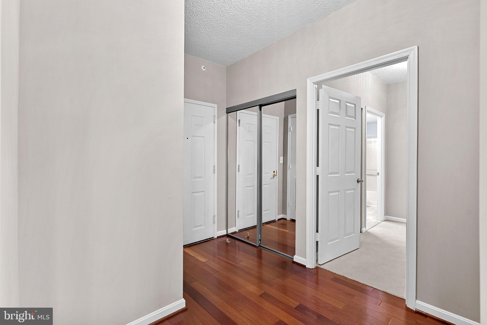 19375 Cypress Ridge Terrace, Unit 907 Leesburg, VA 20176 - Photo 4 of 58