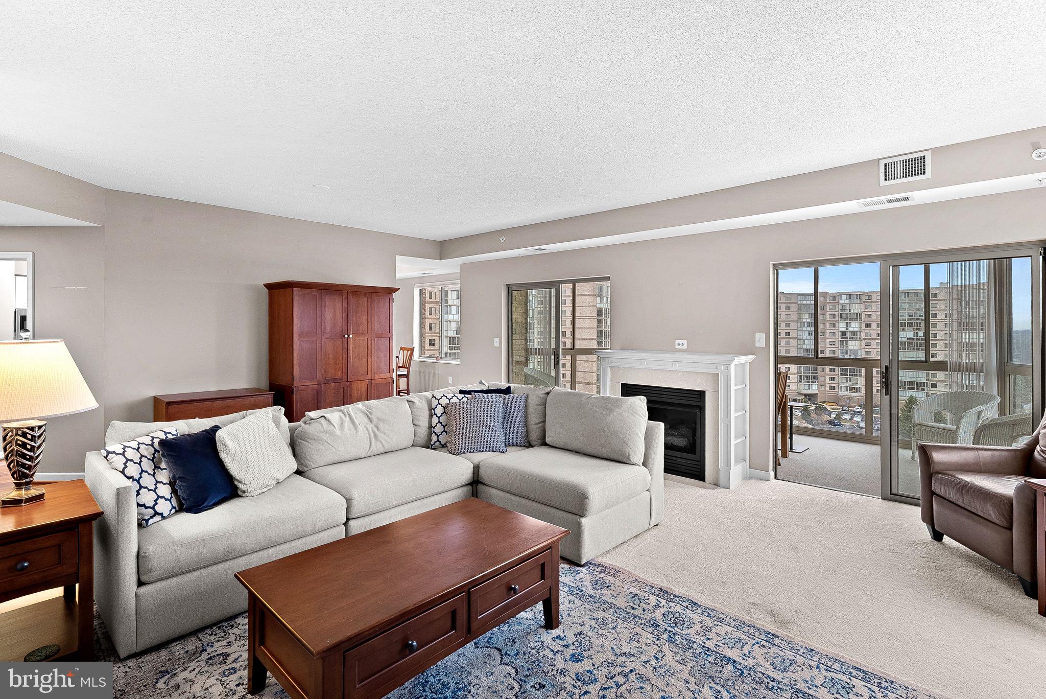 19375 Cypress Ridge Terrace, Unit 907 Leesburg, VA 20176 - Photo 8 of 58