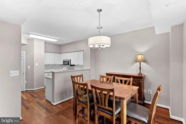 $2,800 | 19375 Cypress Ridge Terrace, Unit 907, Leesburg, VA 20176