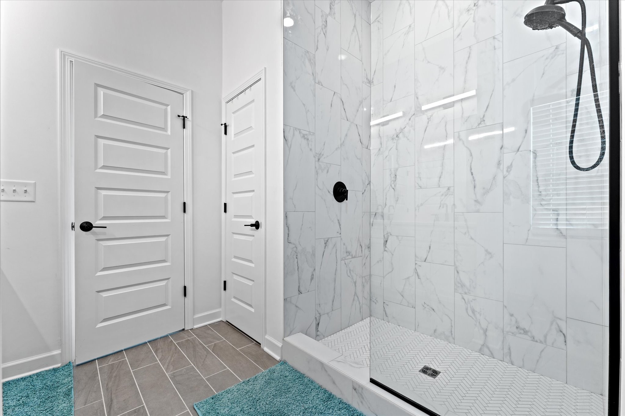 211 Folsom Pass, Unit B Spring Hill, TN 37174 - Photo 16 of 24 a bathroom with a shower