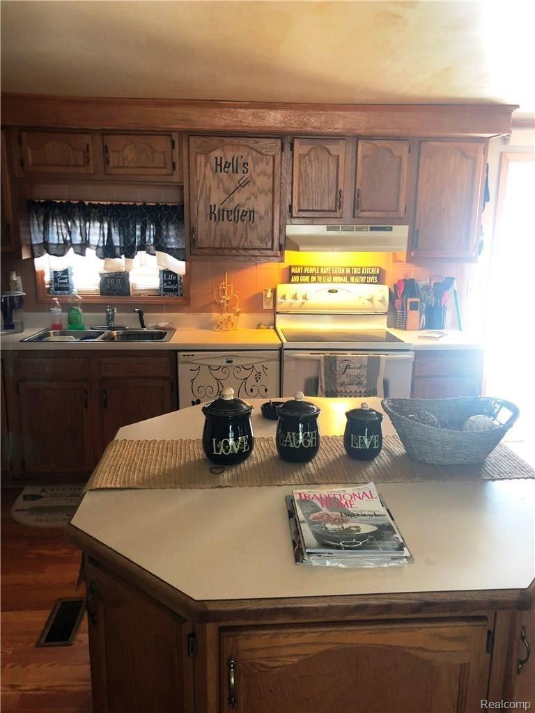 1696 South Phillips Road Deford, MI 48729 - Photo 8 of 18 Phillips Kitchen 2.jpg