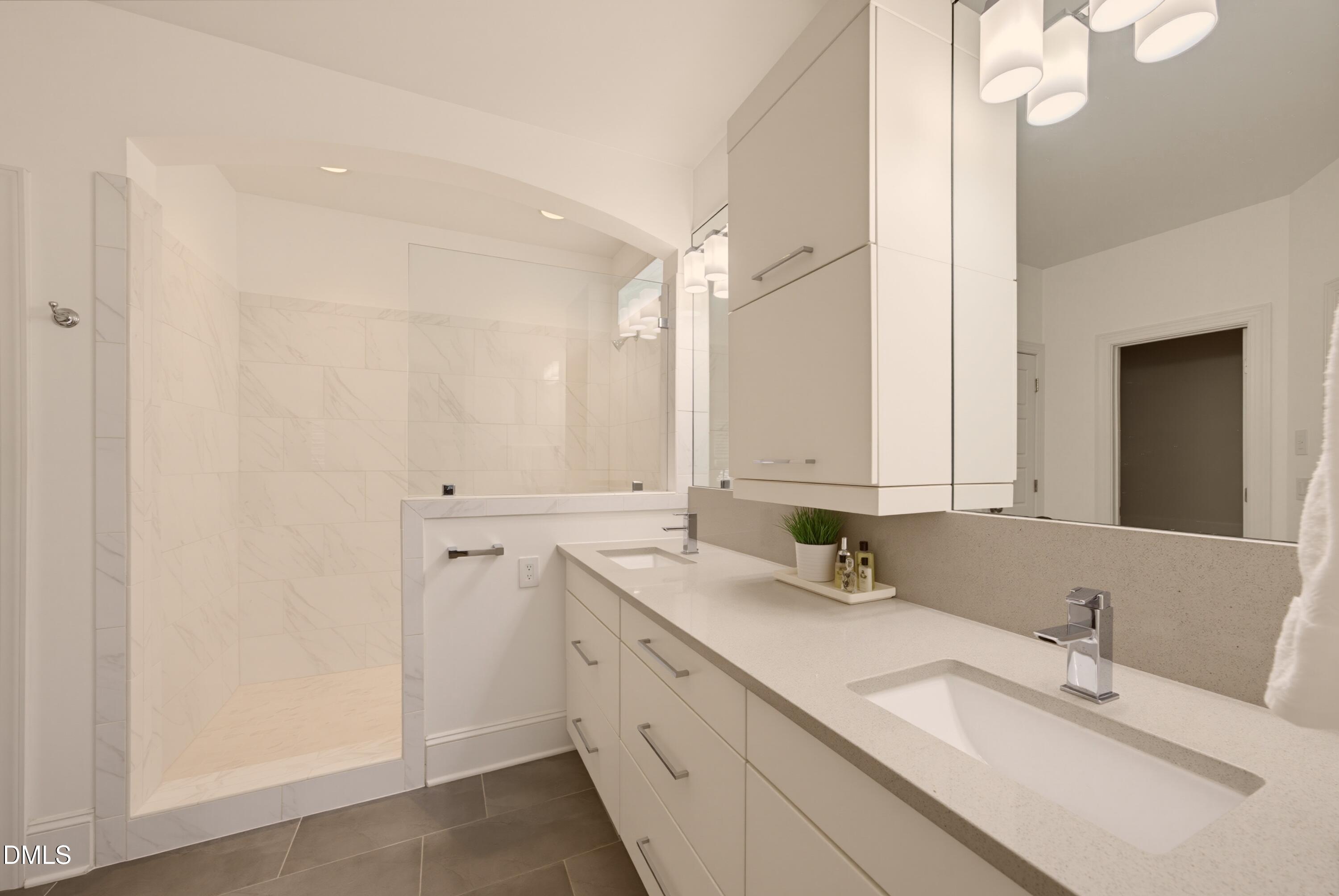 11821 Friendship Oak Trail Raleigh, NC 27613 - Photo 29 of 49 Owner's bath with large shower