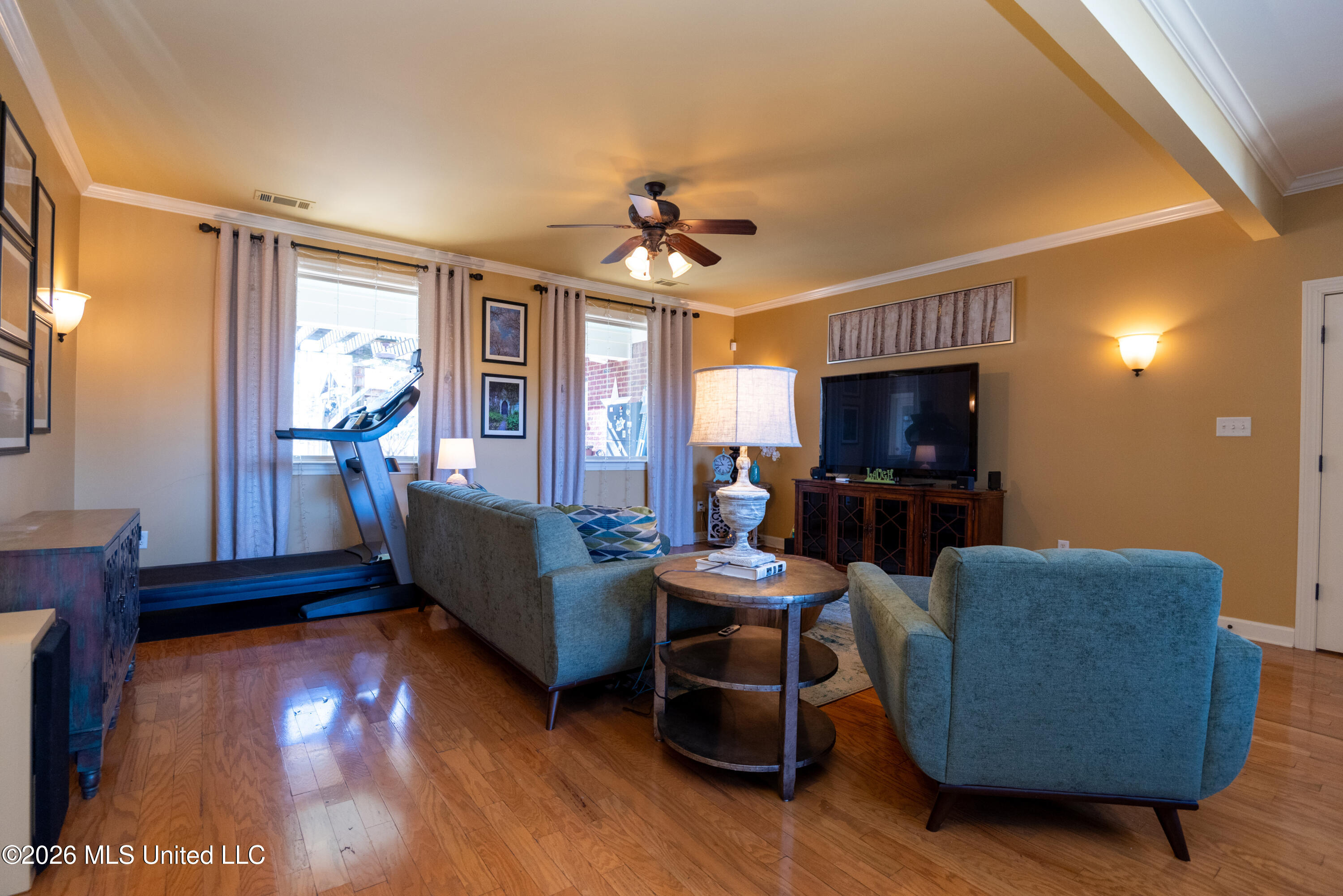 2635 College Road Southaven, MS 38672 - Photo 7 of 44 Living Room