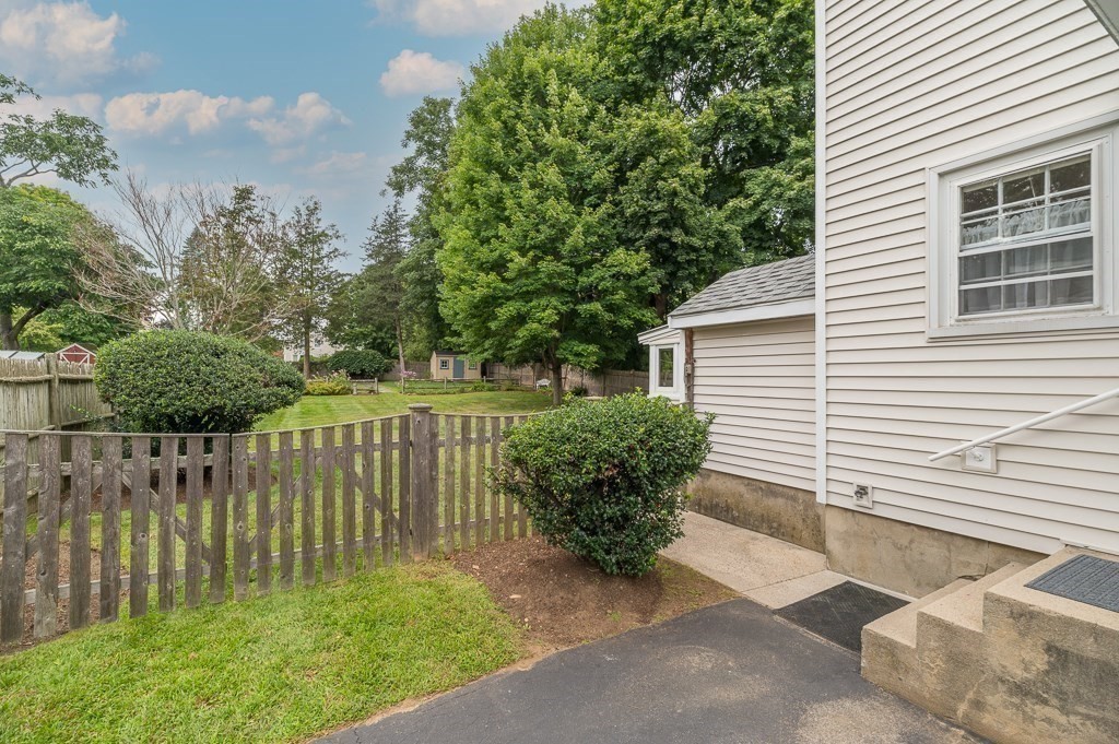 86 Union Street Hamilton, MA 01982 - Photo 29 of 37 Gallery Image 29