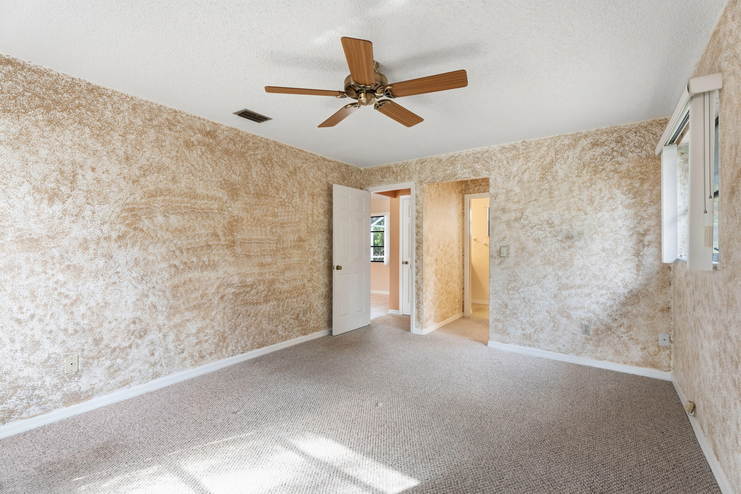 226 Del Monte Road Sebastian, FL 32958 - Photo 18 of 34 Main bed