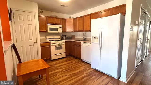 $1,800 | 9228 Blue Grass Road, Unit 38, Philadelphia, PA 19114