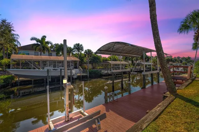 $962,000 | 4616 Swordfish Drive, Bradenton, FL 34208