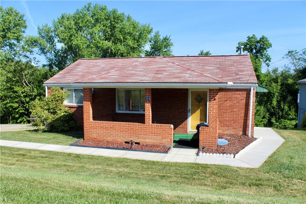353 Lincoln Hall Road Elizabeth, PA 15037 - Photo 3 of 18 Gallery Image 3