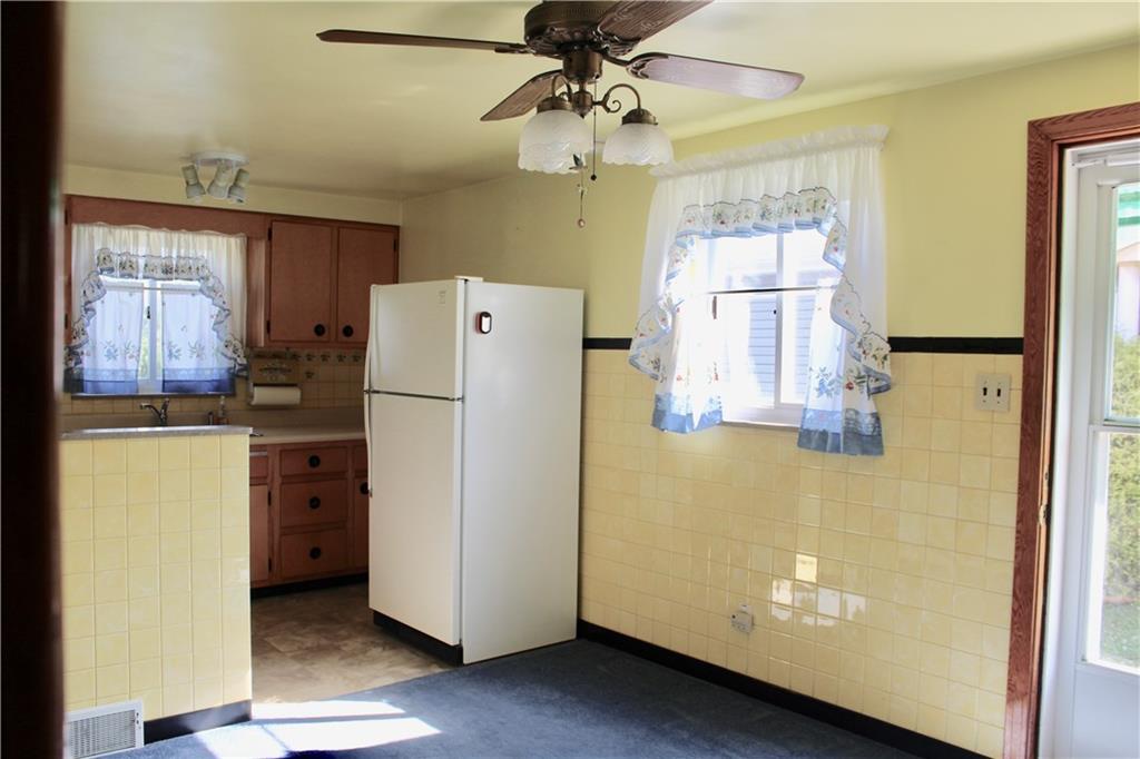 353 Lincoln Hall Road Elizabeth, PA 15037 - Photo 8 of 18 Gallery Image 8