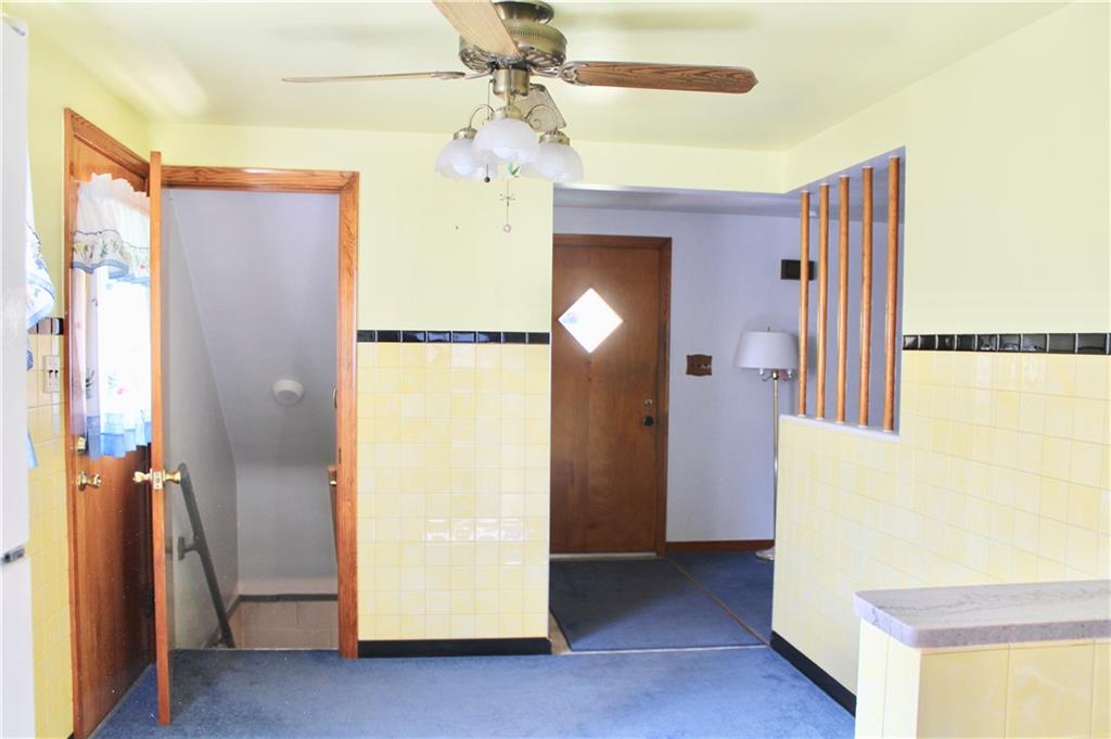 353 Lincoln Hall Road Elizabeth, PA 15037 - Photo 9 of 18 Gallery Image 9