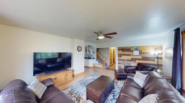 $995,000 | W25757 Bear Coulee Road, Trempealeau, WI 54661