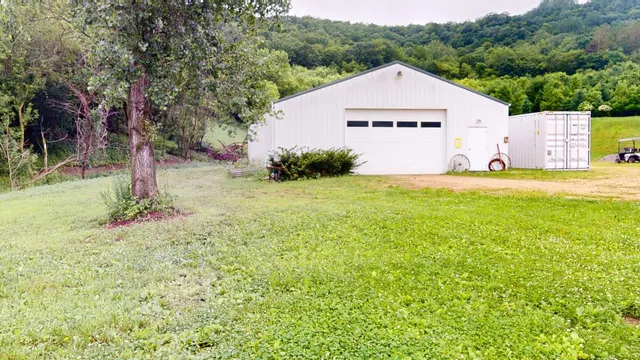 $995,000 | W25757 Bear Coulee Road, Trempealeau, WI 54661