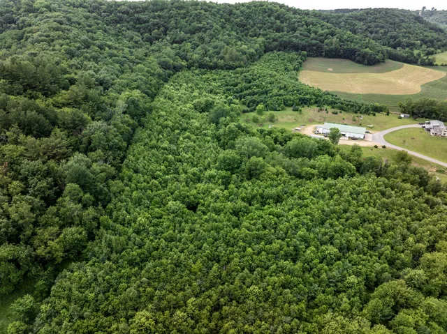 $995,000 | W25757 Bear Coulee Road, Trempealeau, WI 54661