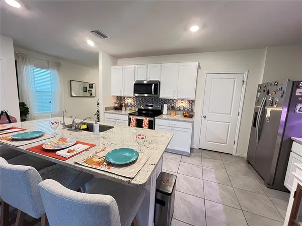 $2,850 | 17032 Oval Rum Drive, Wimauma, FL 33598