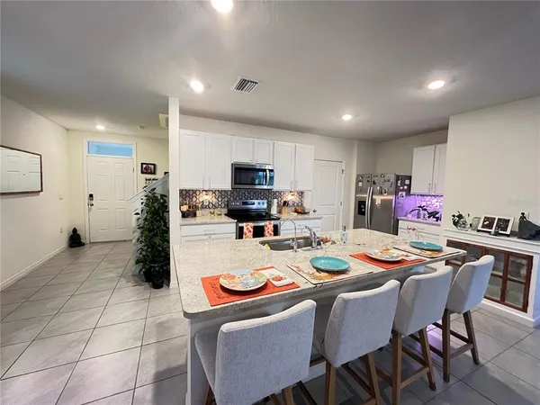 $2,850 | 17032 Oval Rum Drive, Wimauma, FL 33598