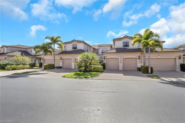 $635,000 | 714 Regency Reserve Circle, Unit 3201, Naples, FL 34119