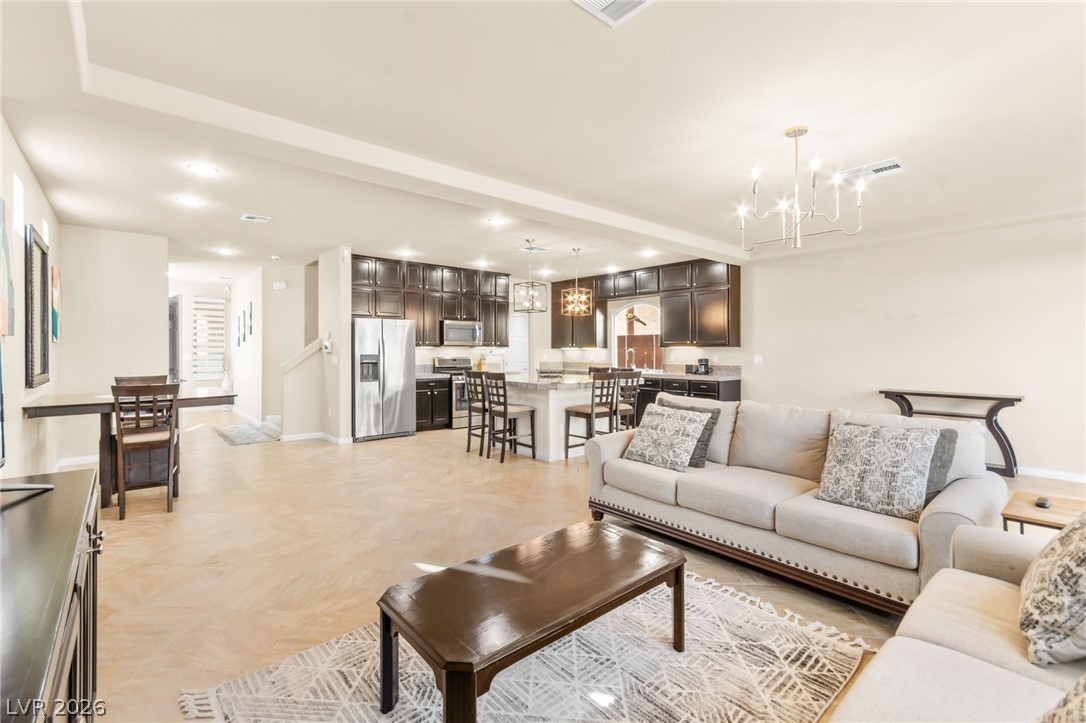 9696 Grayson Hills Street Las Vegas, NV 89139 - Photo 5 of 20