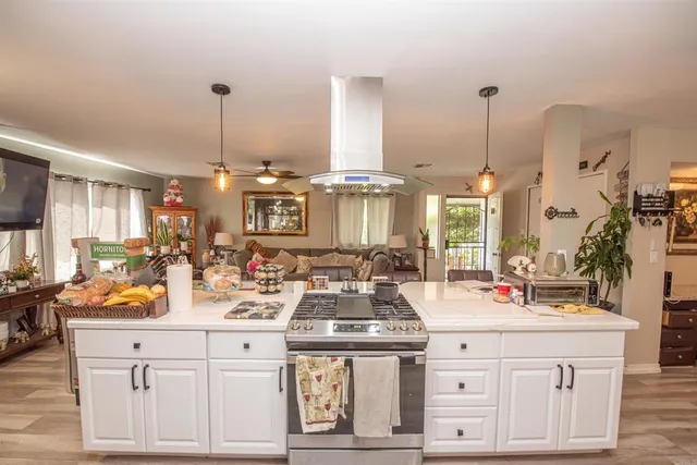 $209,999 | 1010 East Bobier Drive, Unit 12, Vista, CA 92084