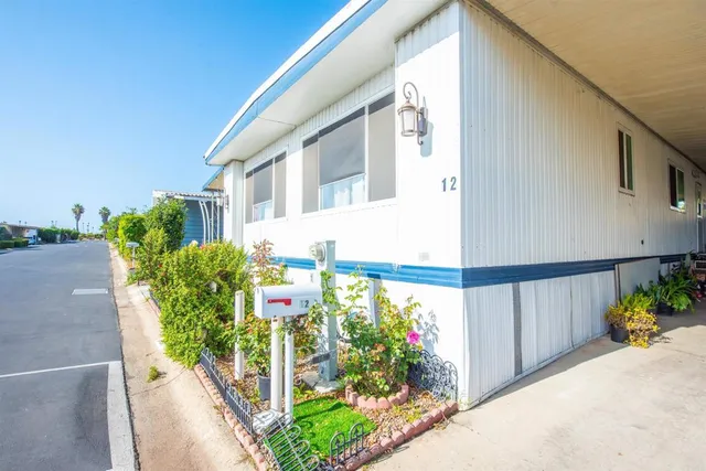 $209,999 | 1010 East Bobier Drive, Unit 12, Vista, CA 92084