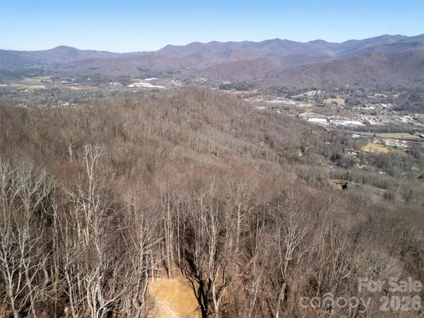 $299,000 | 1414 Easy Wind Drive, Unit 56, Swannanoa, NC 28778