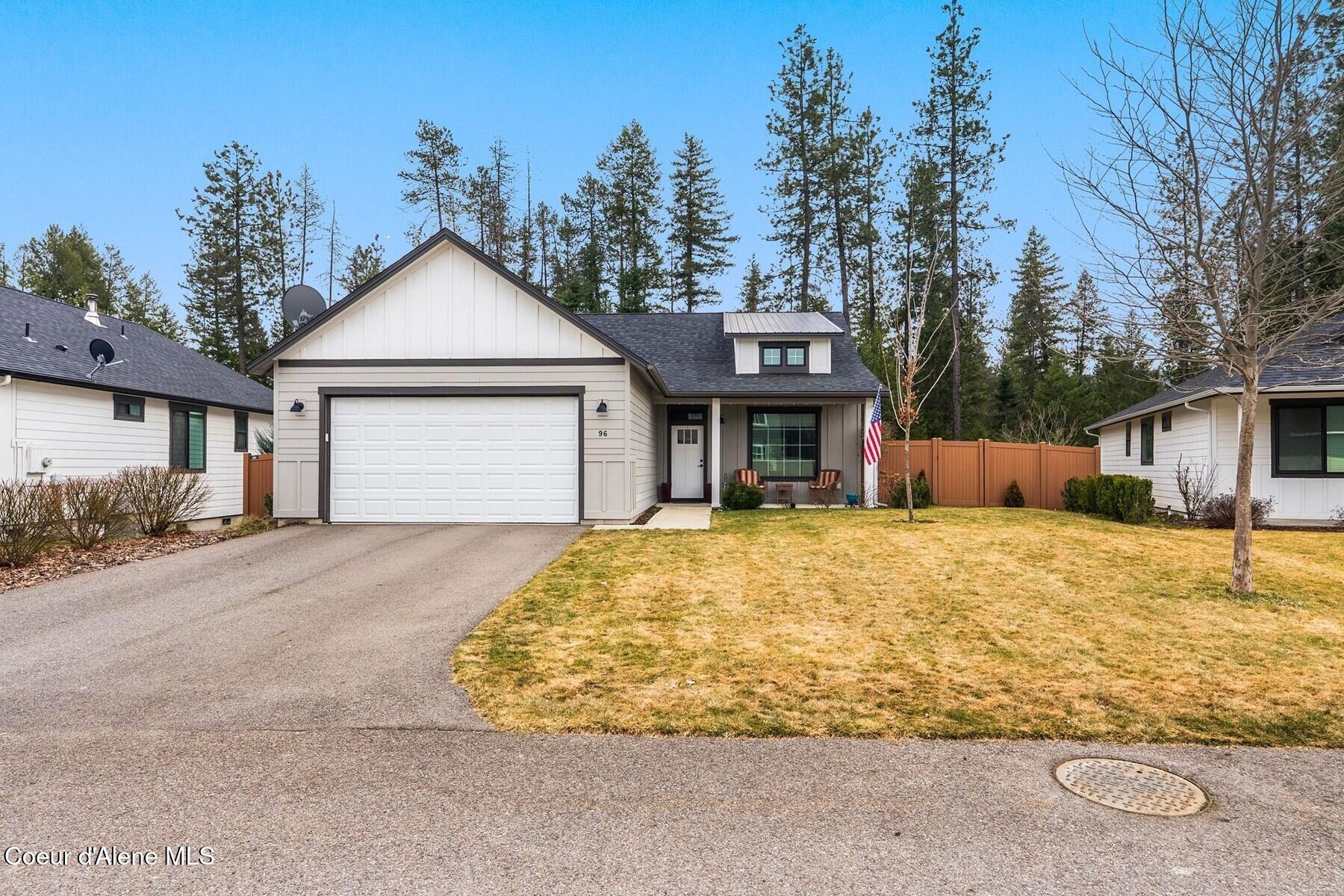96 Rimrock Court Priest River, ID 83856 - Photo 26 of 27 Inviting Front Entry