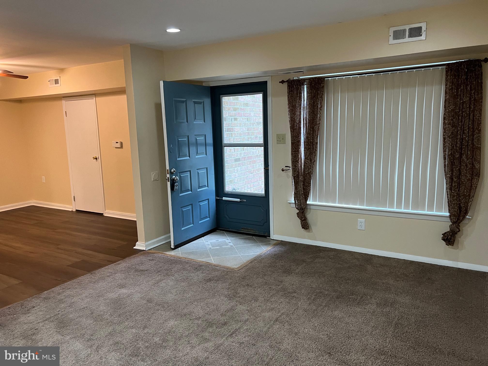 1507 Timber Creek Road Lindenwold, NJ 08021 - Photo 4 of 34