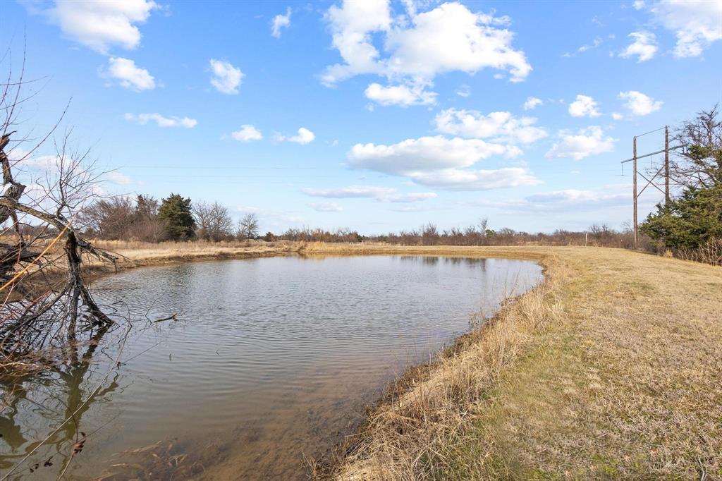 1223 Yowell Road Whitesboro, TX 76273 - Photo 23 of 30 a view of a lake