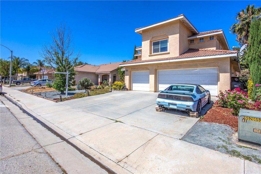 26589 Trumble Road Menifee, CA 92585 - Photo 4 of 43