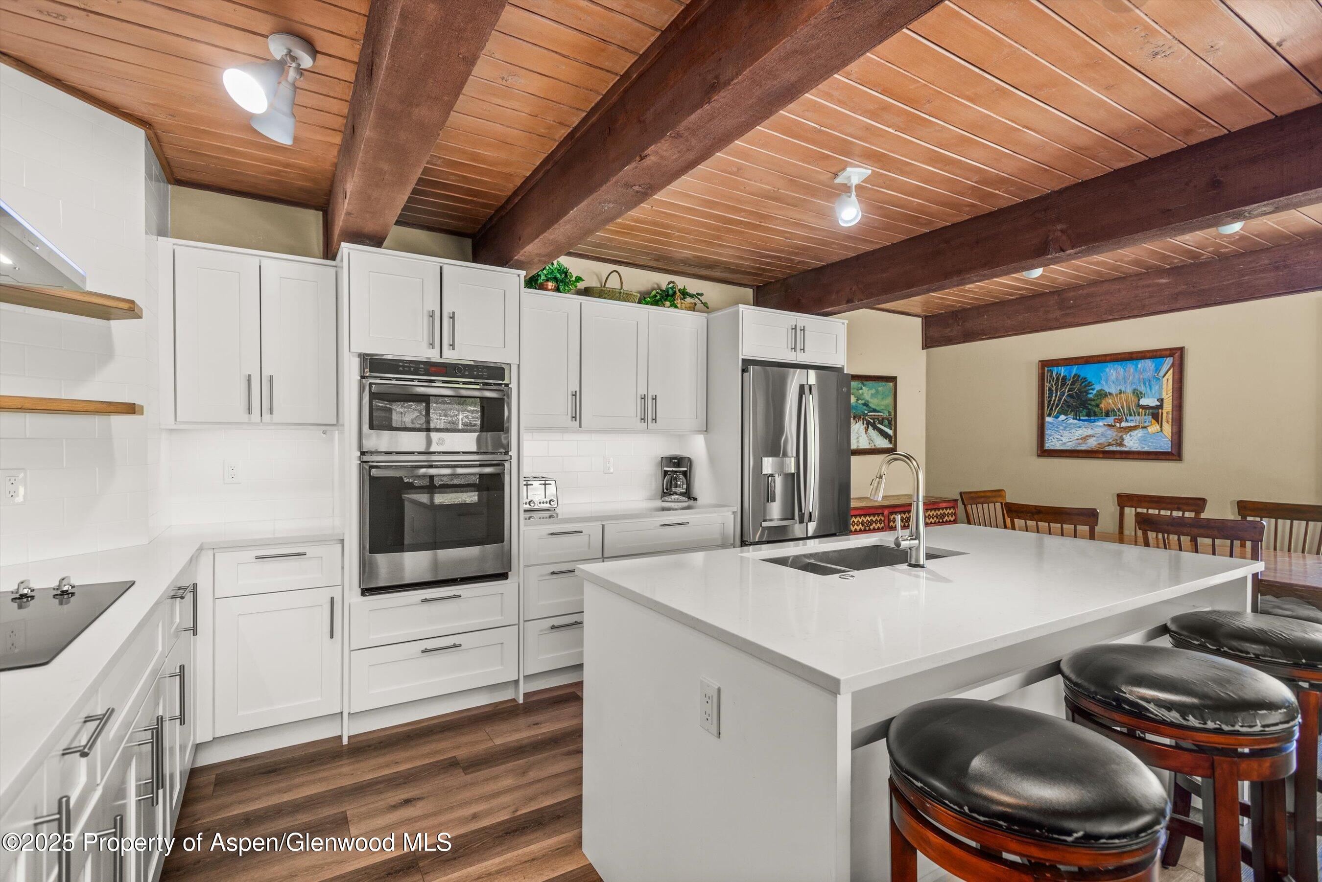 360 Wood Road, Unit 103 Snowmass Village, CO 81615 - Photo 6 of 11 06-07-360WoodRd103_240605009