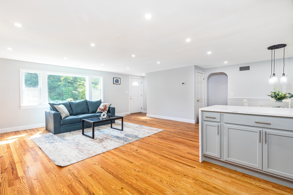 3 Flynn Avenue Danvers, MA 01923 - Photo 20 of 33