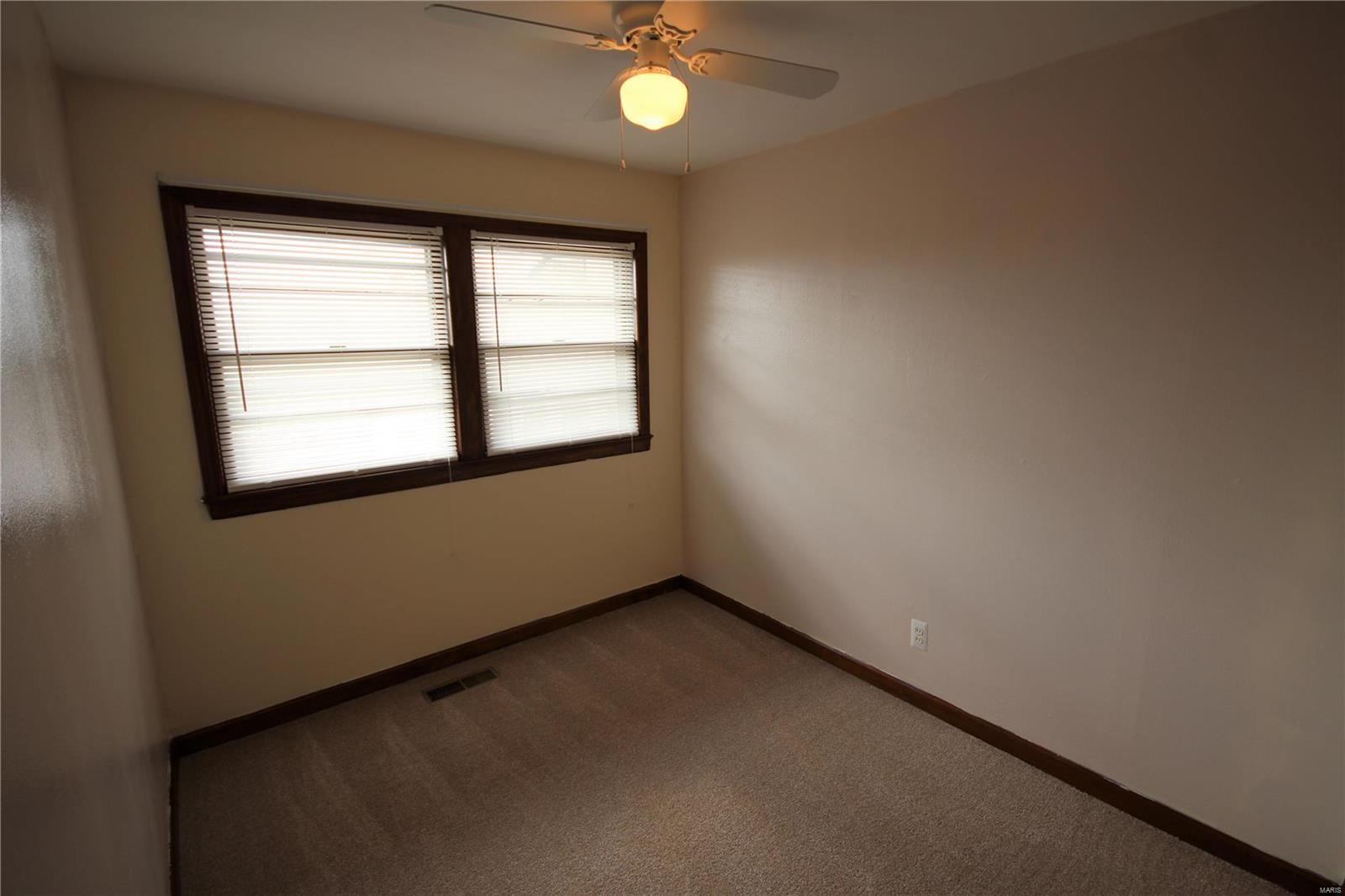 2840 Sheridan Road St. Louis, MO 63125 - Photo 13 of 20