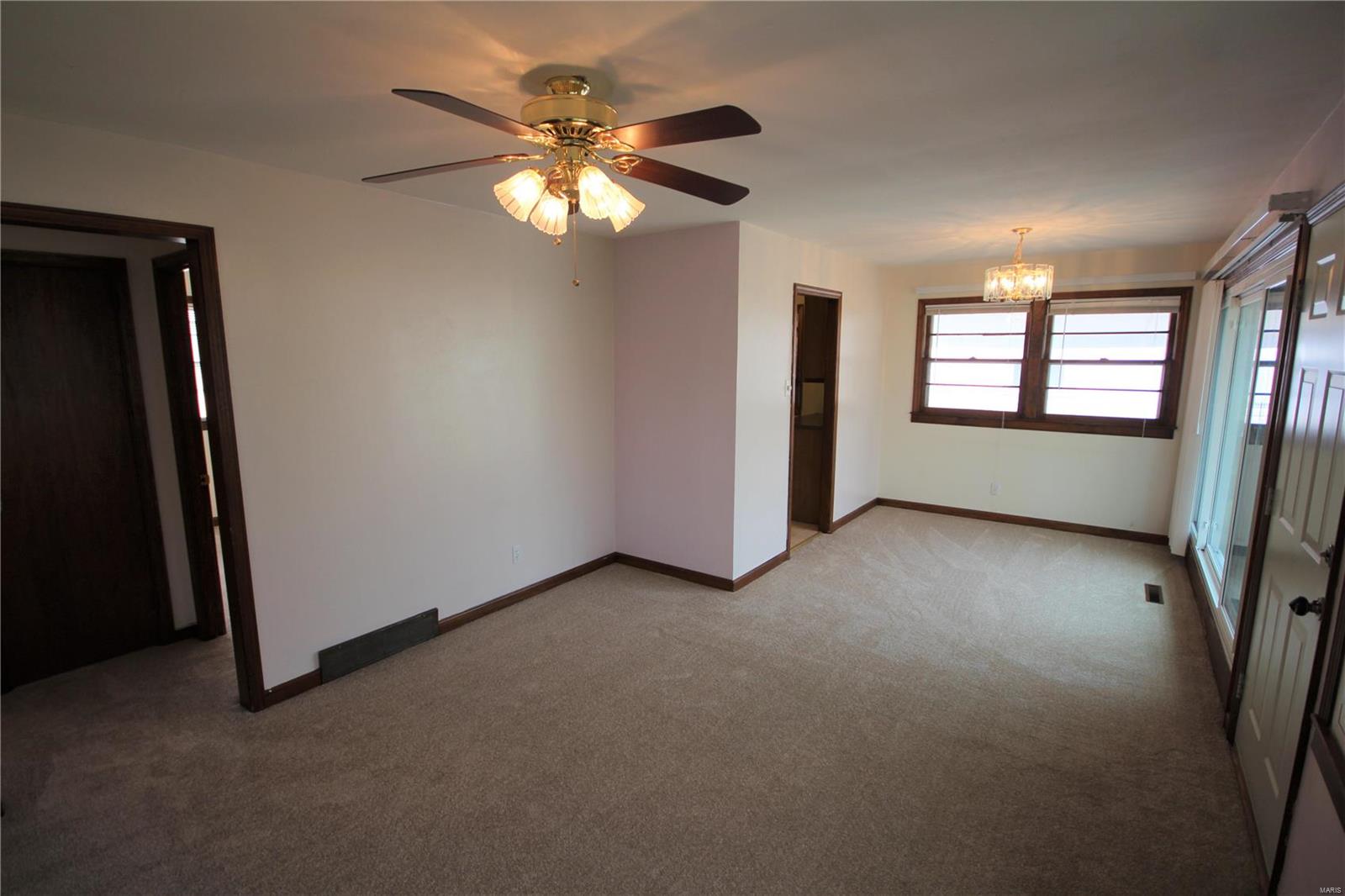 2840 Sheridan Road St. Louis, MO 63125 - Photo 4 of 20