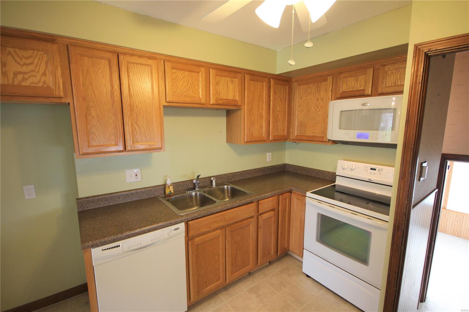 2840 Sheridan Road St. Louis, MO 63125 - Photo 8 of 20