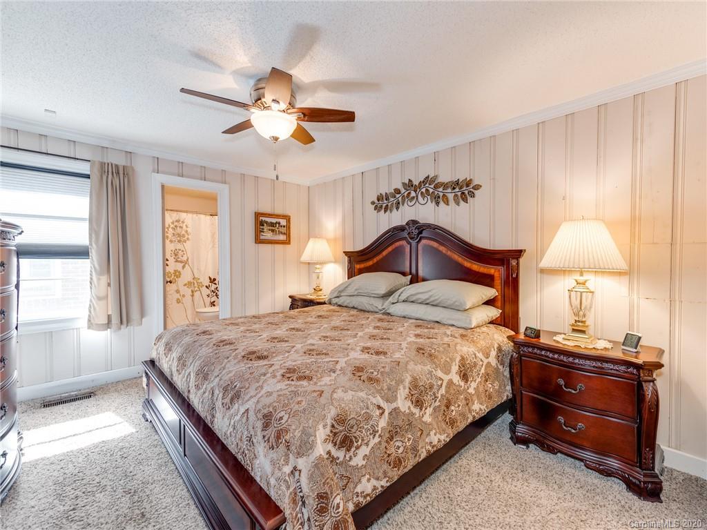 3914 Riceland Place Charlotte, NC 28216 - Photo 14 of 39 Gallery Image 14