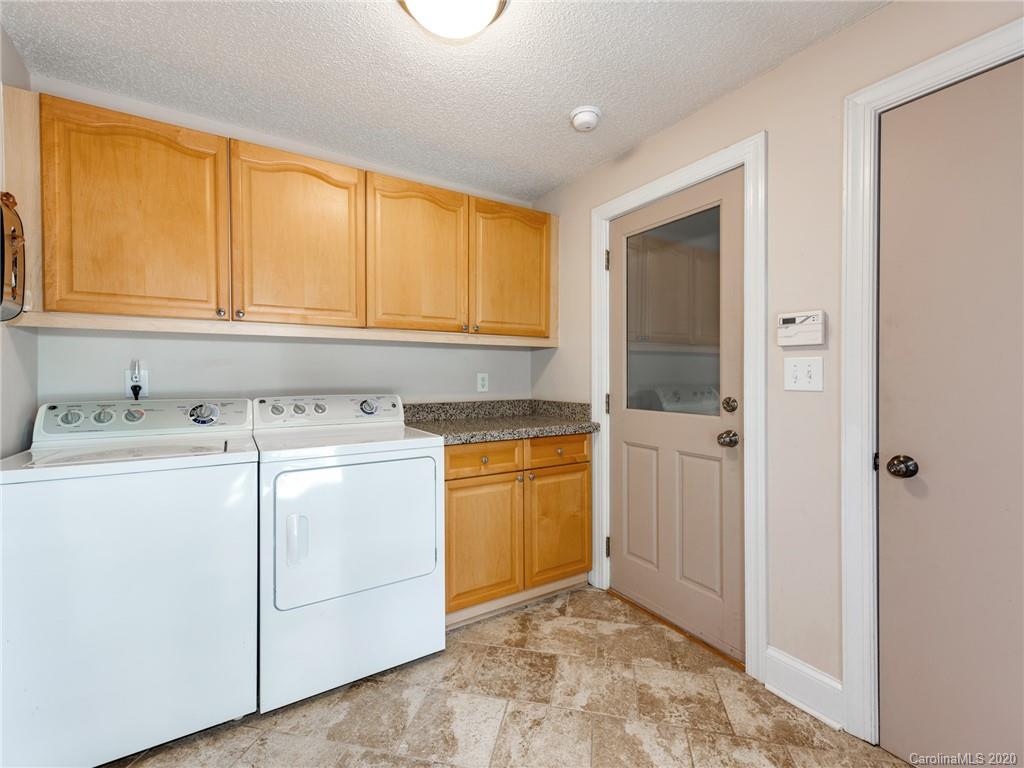 3914 Riceland Place Charlotte, NC 28216 - Photo 22 of 39 Gallery Image 22