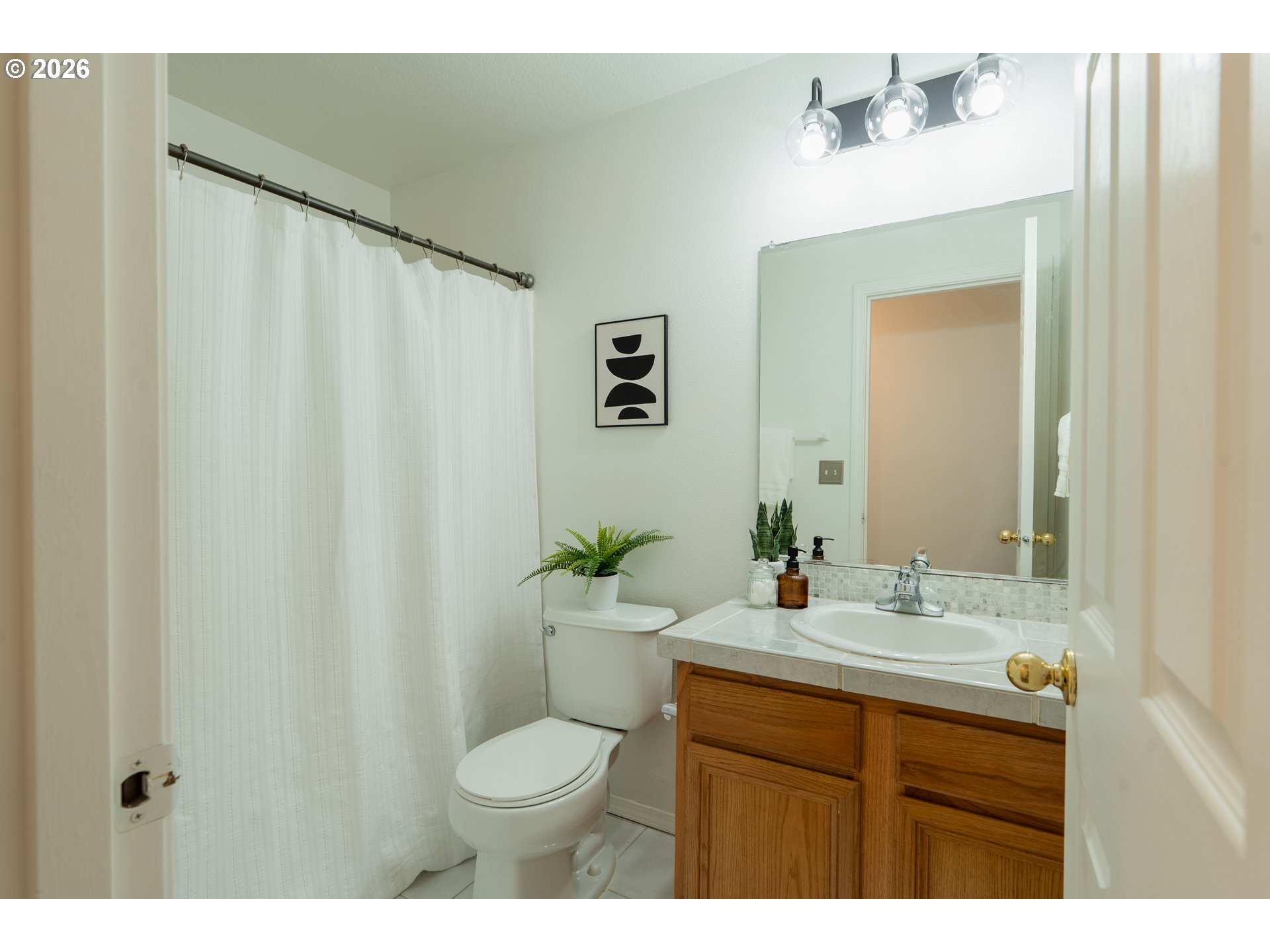 7870 Southeast Springwater Drive Portland, OR 97206 - Photo 31 of 47