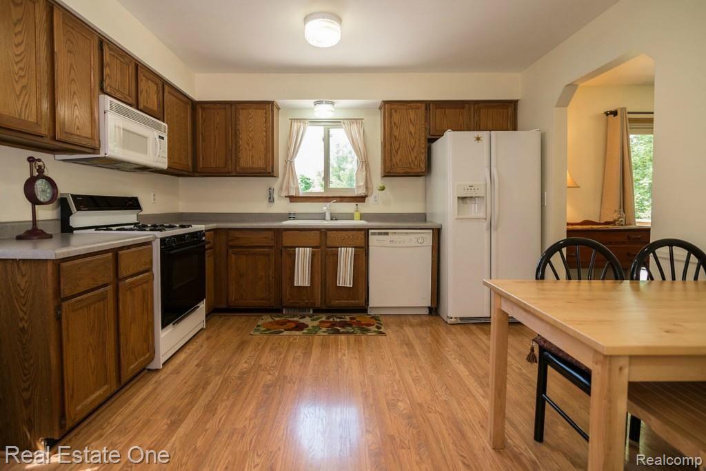 400 Brighton Lake Road Brighton, MI 48116 - Photo 20 of 35 Gallery Image 20