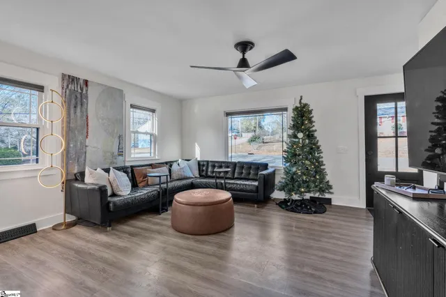 $255,000 | 200 St Lo Circle, Easley, SC 29640