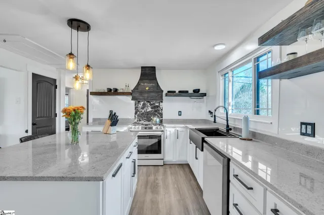 $255,000 | 200 St Lo Circle, Easley, SC 29640