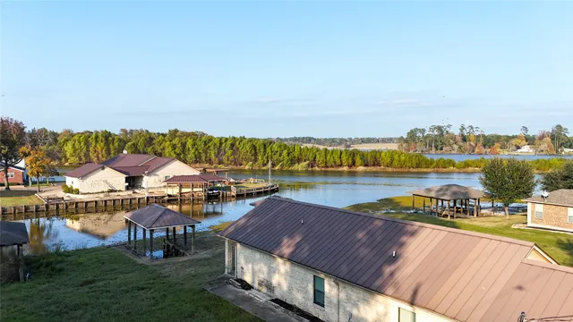 $210,000 | 170 W Creek, Trinity, TX 75862