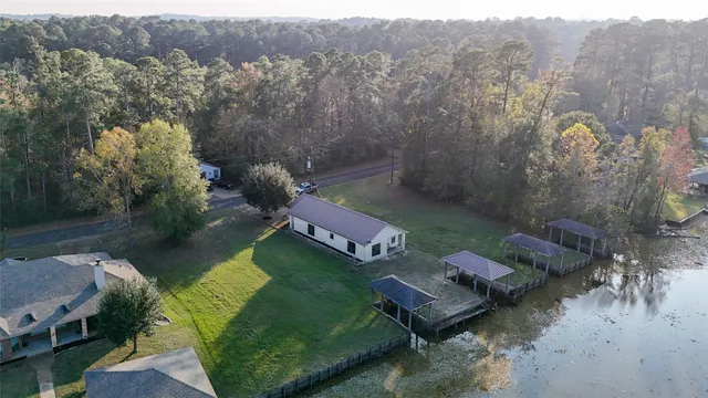 $210,000 | 170 W Creek, Trinity, TX 75862