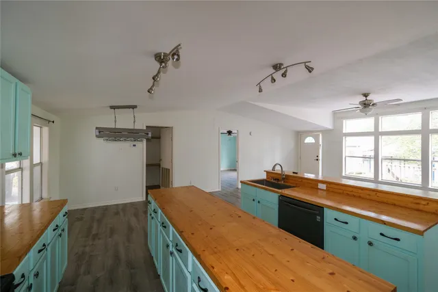 $210,000 | 170 W Creek, Trinity, TX 75862