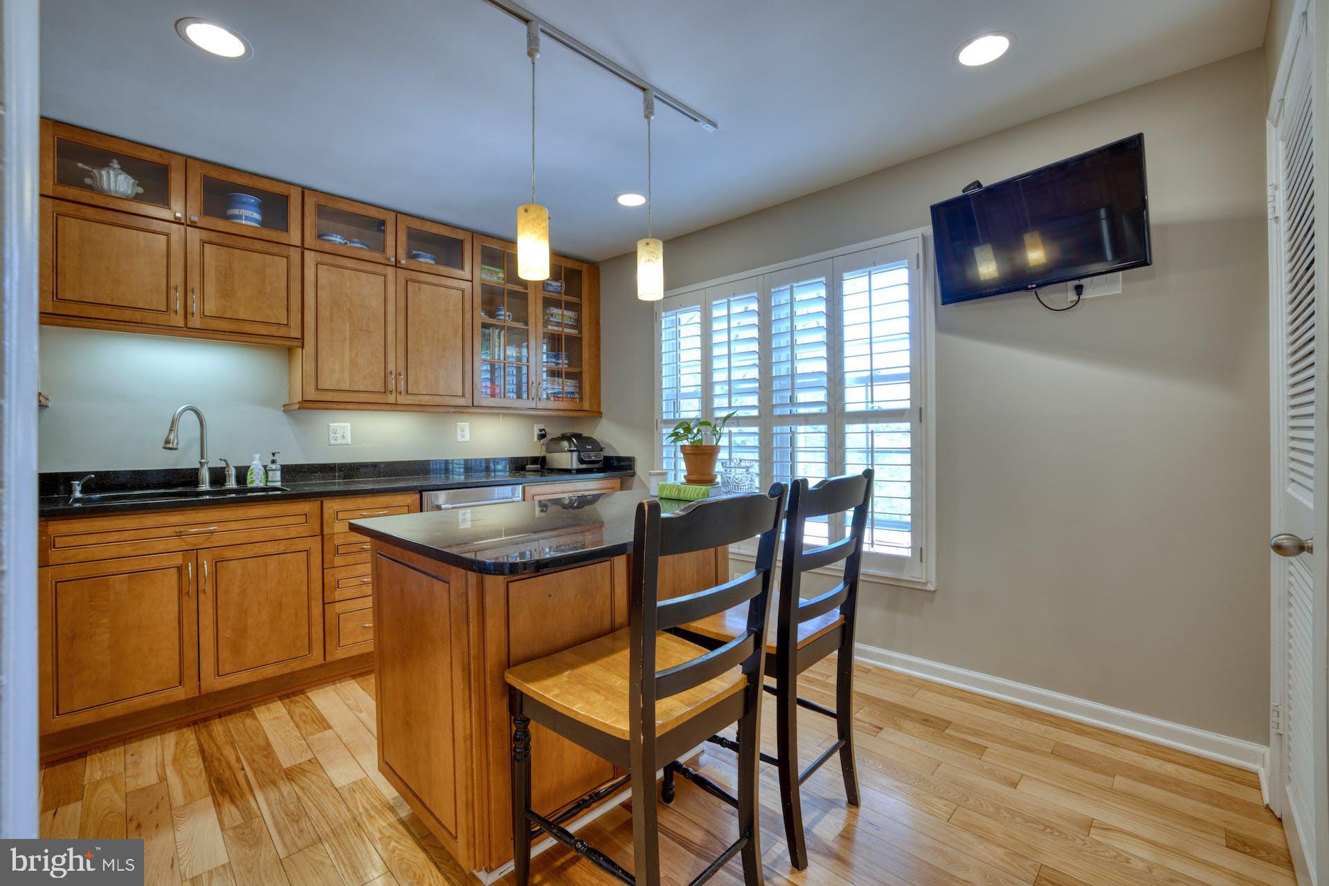 1829 Wainwright Drive Reston, VA 20190 - Photo 12 of 44