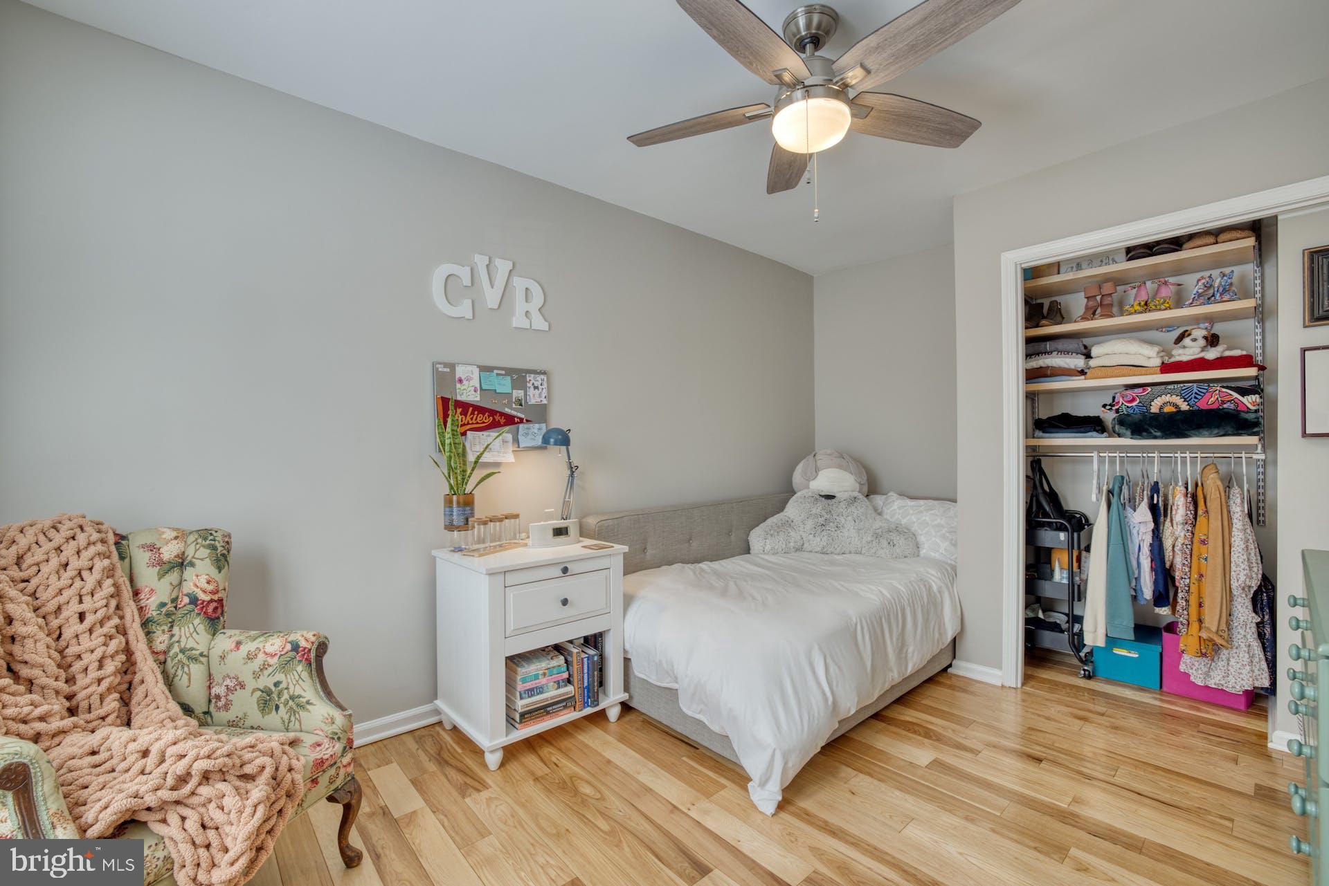 1829 Wainwright Drive Reston, VA 20190 - Photo 15 of 44