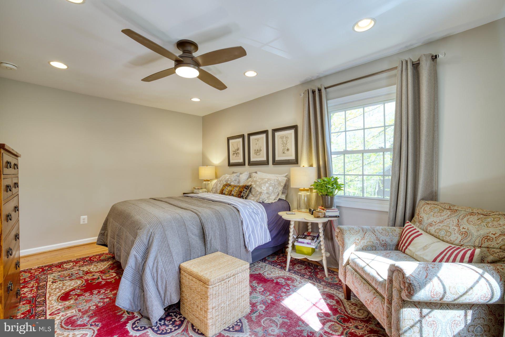 1829 Wainwright Drive Reston, VA 20190 - Photo 21 of 44